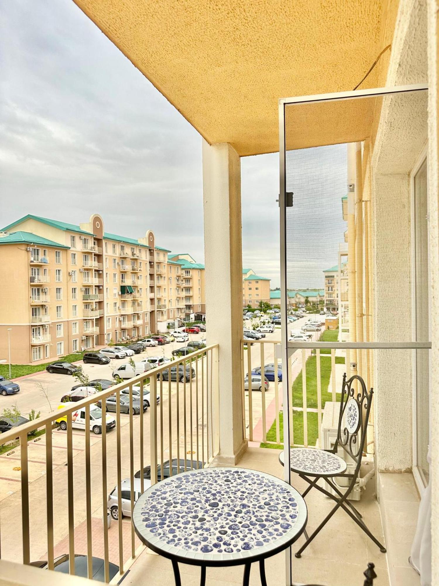 Double Studio A306 Stayinn By Cosmopolis Stefanestii de Jos Экстерьер фото